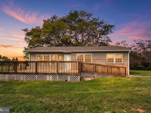1605 Harney Rd, Littlestown, PA 17340