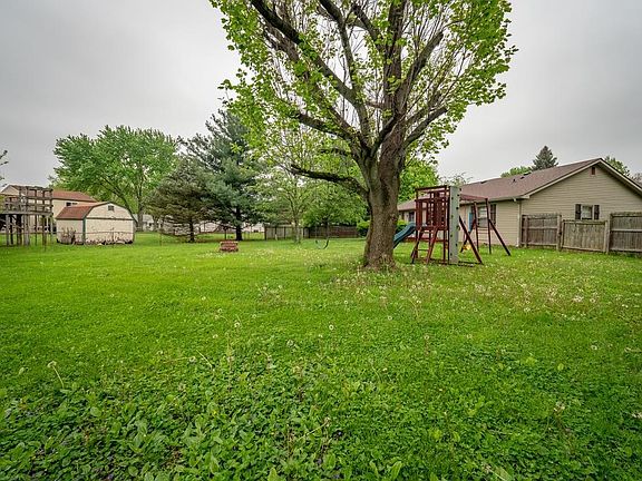 3rd image of 7816 Alapaka Ct