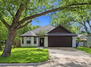906 Oak St, Mc Kinney, TX 75069