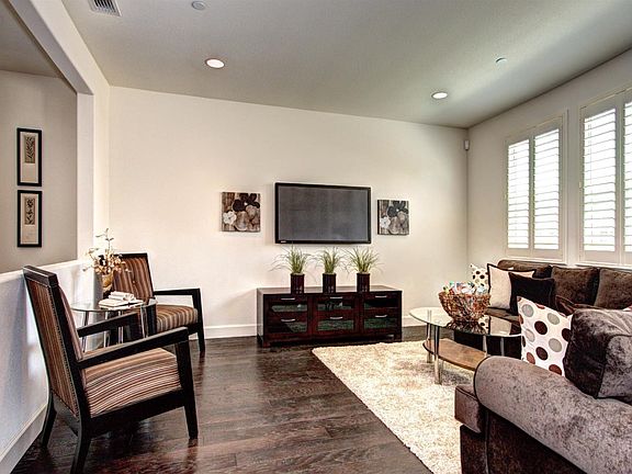 5th image of 1640 Martinez Way