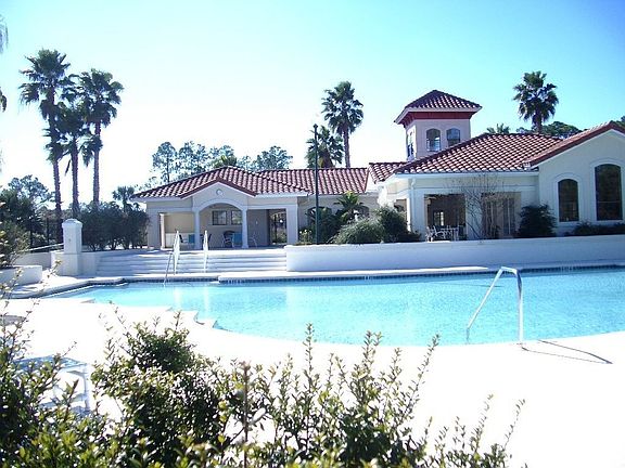 Clubhouse, pool, spa