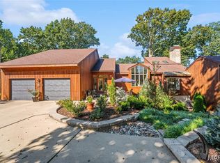 18 Tanewood Ct, Belleville, IL 62223