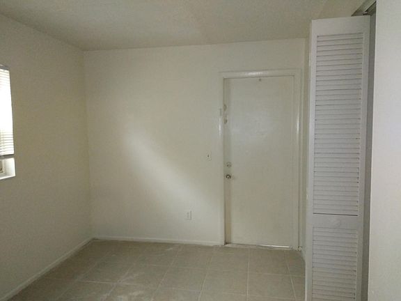 2nd image of 12211 N 59th St