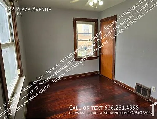 422 Plaza Ave — Photo 8