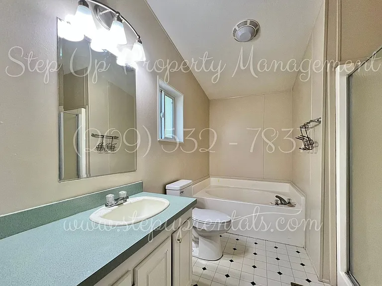 23495 Kreitzer Way — Photo 25
