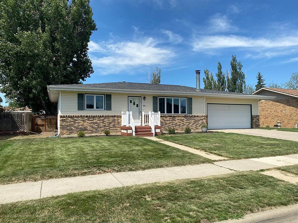 415 21st St E Williston Nd 58801 Zillow