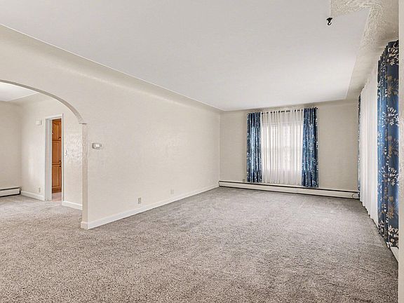 5th image of 2129 Miner Ave