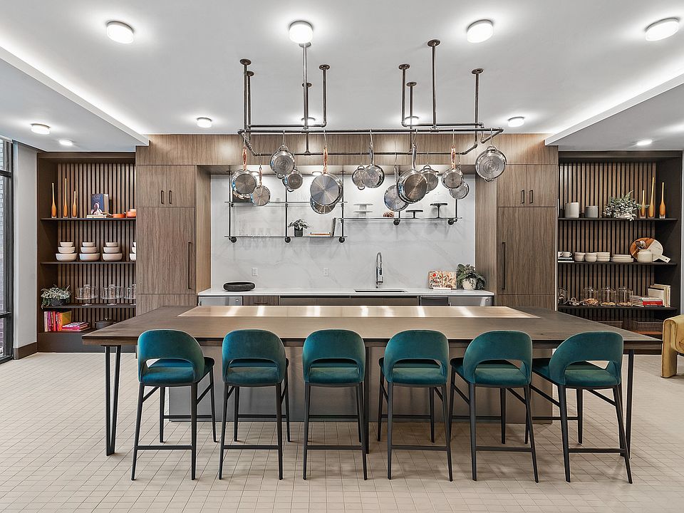 Artistic Green Apartment Rentals photo