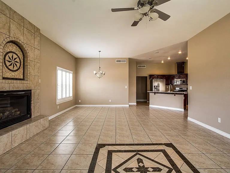 536 Via De Los Arboles — Photo 4