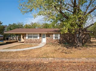 122 Julie Dr, Bokoshe, OK 74930