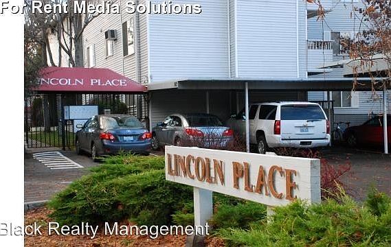 5th image of 912 W Lincoln Pl APT 202