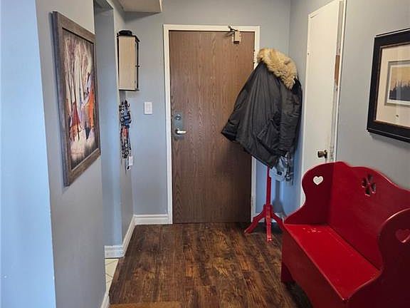 4th image of 120 Duke St #805