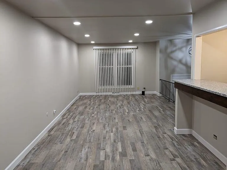 20517 N Florence Ave — Photo 2