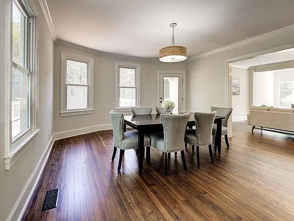 5th image of 531 W Montgomery Ave