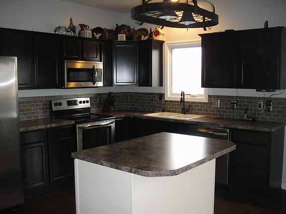 5th image of 8730 Prairie Village Dr