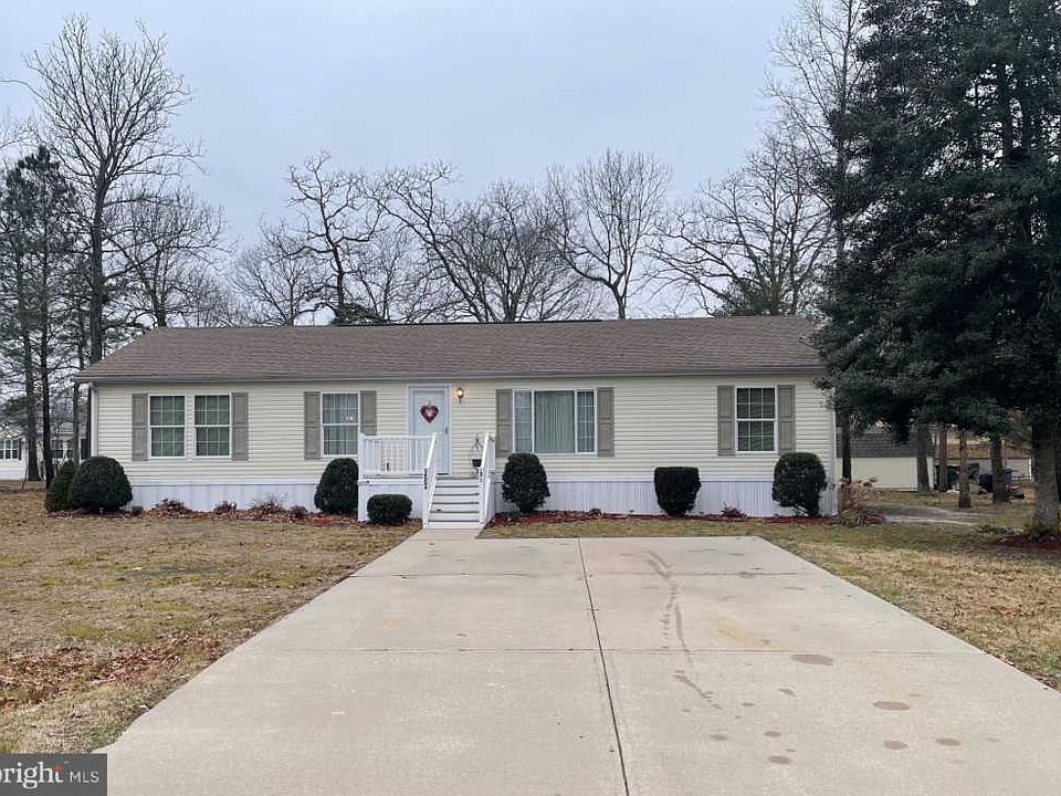 1st image of 36004 Chester Ct