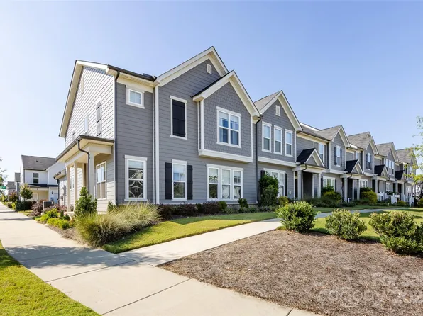 23109 Clarabelle Dr, Charlotte, NC 28273