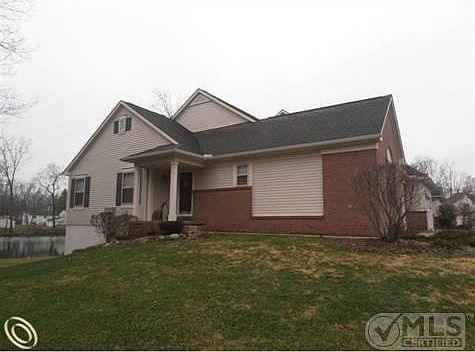 103 PONDVIEW