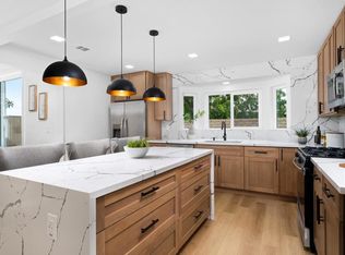 1923 Elm Ridge Dr, Vista, CA 92081