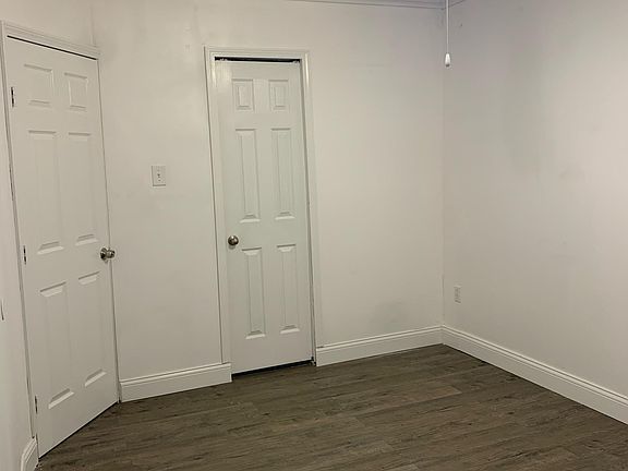 5th image of 6711 Calm Lake Dr APT B