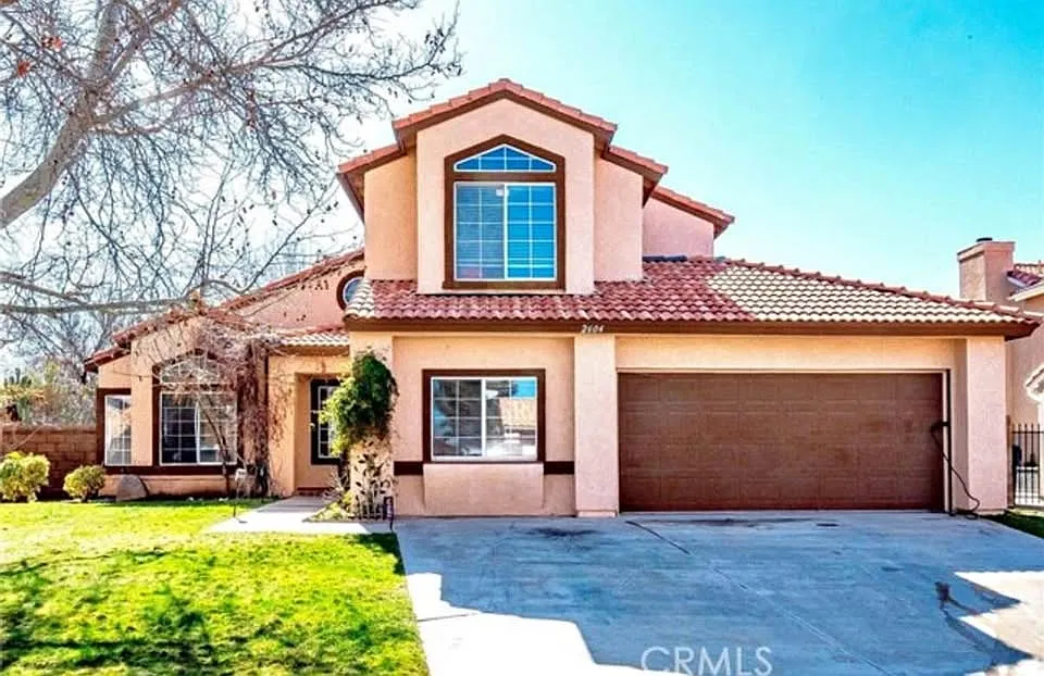 2604 Sandstone Ct