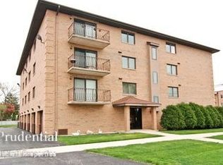 3845 Gunderson Ave APT 6, Berwyn, IL 60402