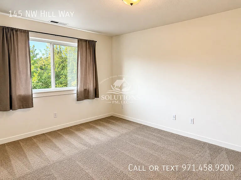 145 NW Hill Way — Photo 15