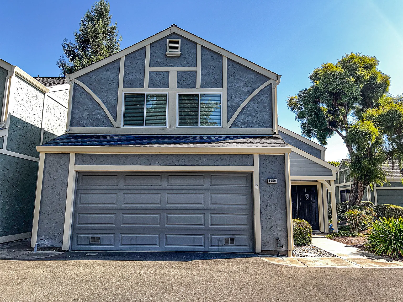 1450 Curtiss Ave photo 1