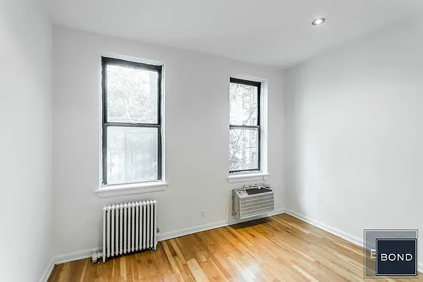 Rented by Bond New York | media 17