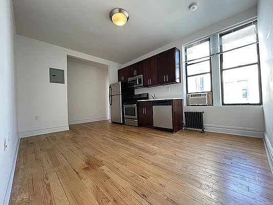 1st image of 2305 30th Ave APT D1