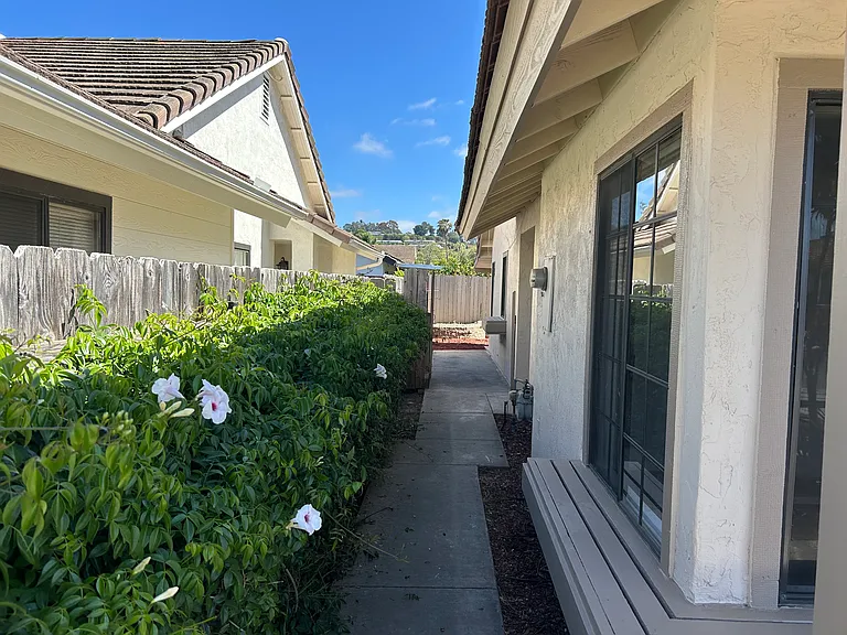 4337 Manzanita Way — Photo 15