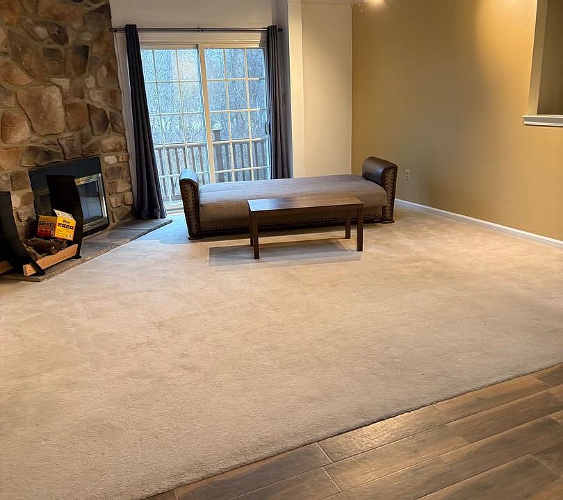 1st image of 453 Brown Briar Cir