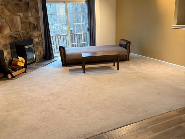 453 Brown Briar Cir, Horsham, PA 19044