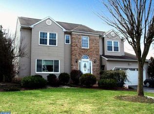 47 Perilli Dr, Hamilton, NJ 08610