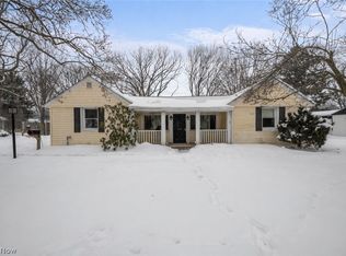 8224 Dartmoor Rd, Mentor, OH 44060
