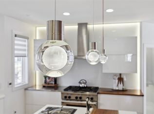 5740 Walnut Hill Ave, Des Moines, IA 50312