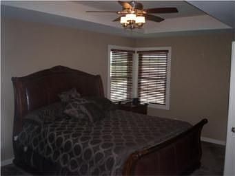 5th image of 9529 N Myrtle Ct
