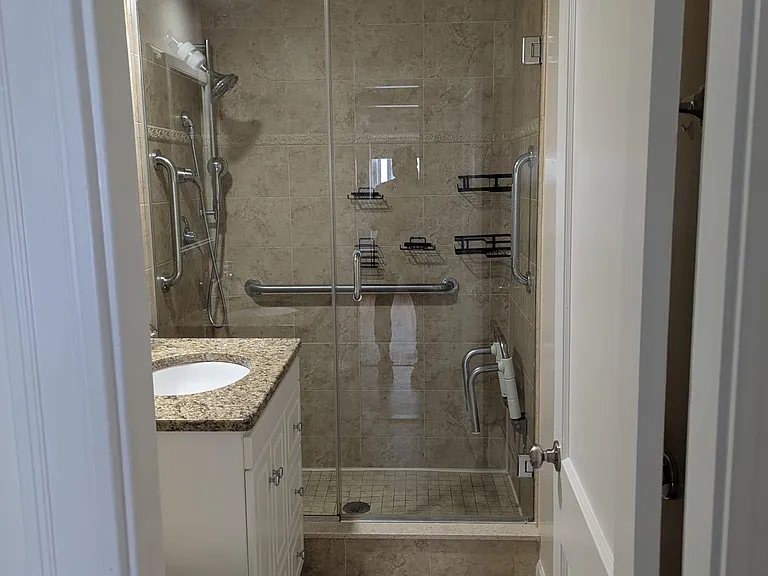 51 Dale Ave — Photo 34