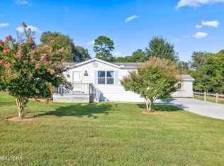 1022 Ridge View Rd, Maryville, TN 37801