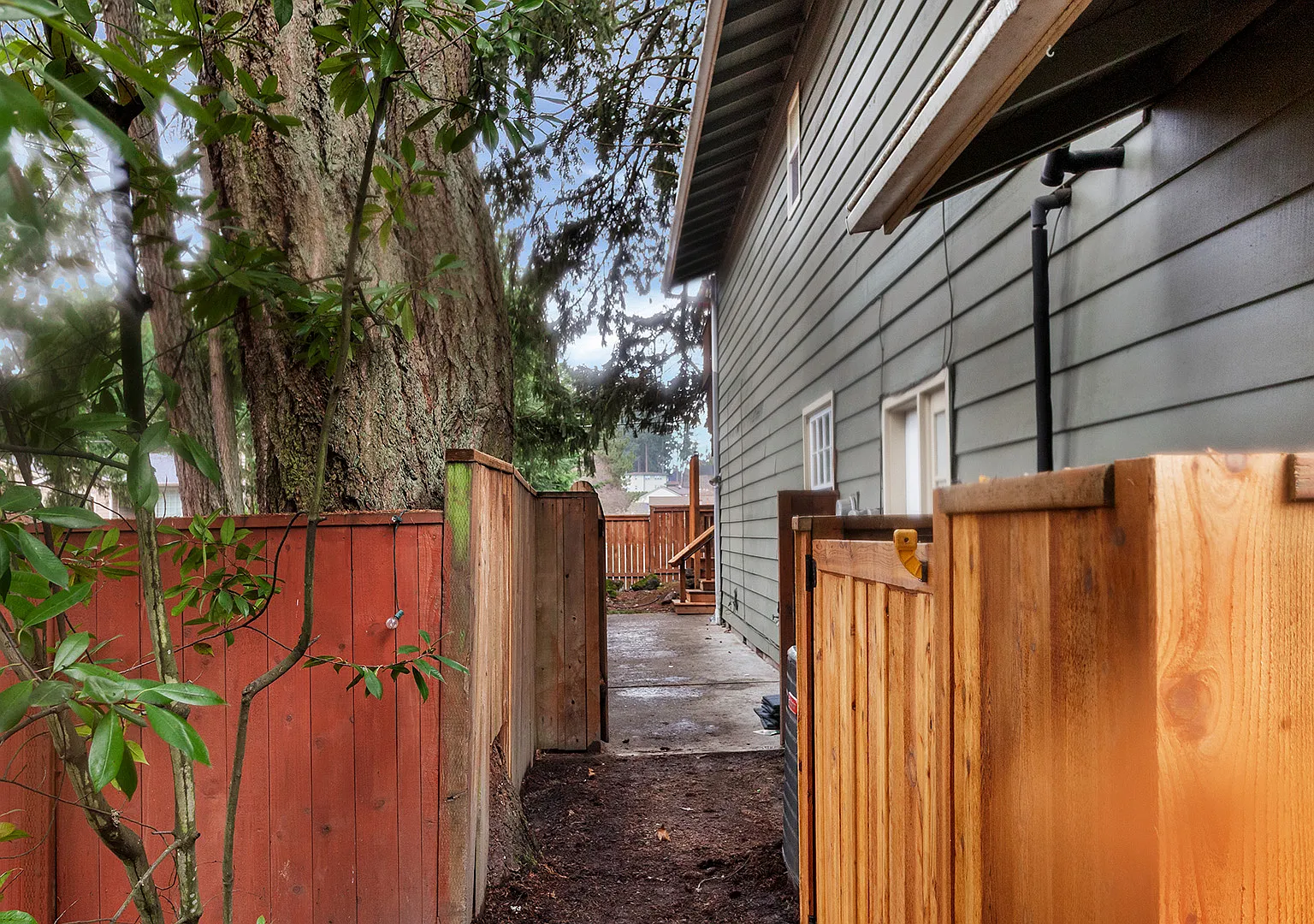 SW Springdale Ct, Beaverton — Photo 2
