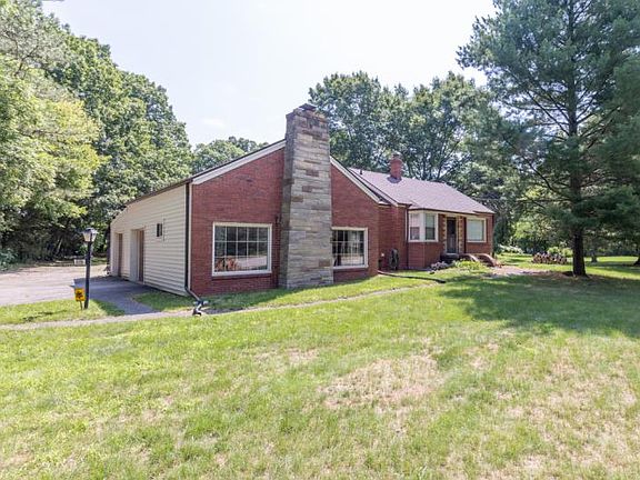 2nd image of 8396 N Seymour Rd