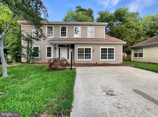 6829 Cologo Ct, Waldorf, MD
