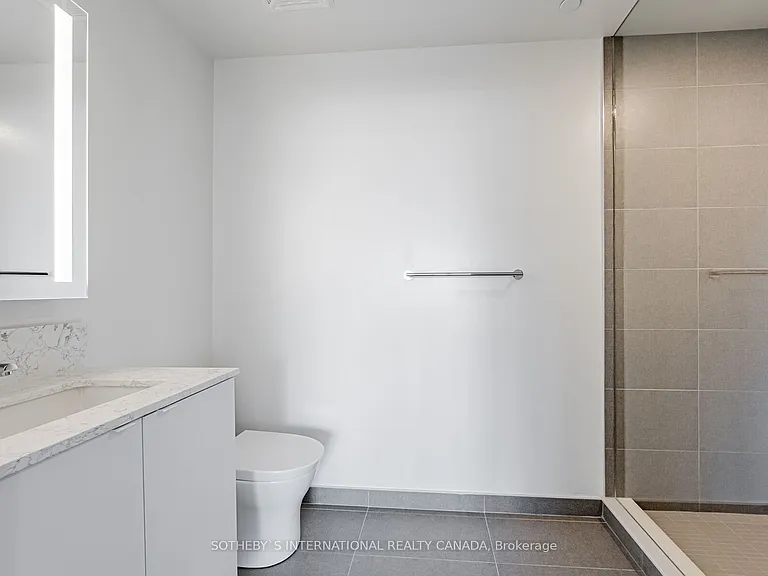 270 Dufferin St #303 — Photo 14