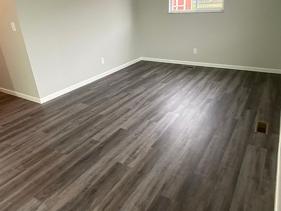 3rd image of 1130 Cambridge Ct #1130