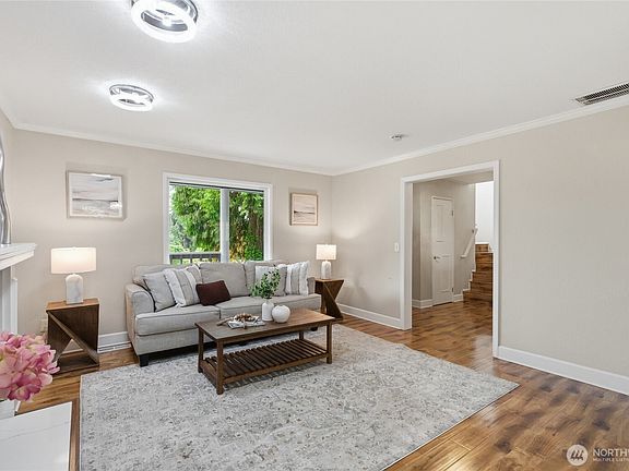 5th image of 412 164 Place SE