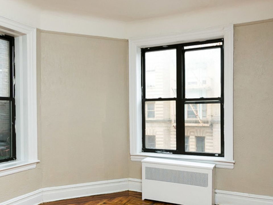 2nd image of 148 Hancock St APT 2E
