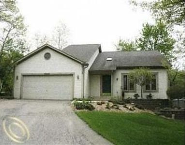 4630 Sundew St, Commerce Township, MI, 48382