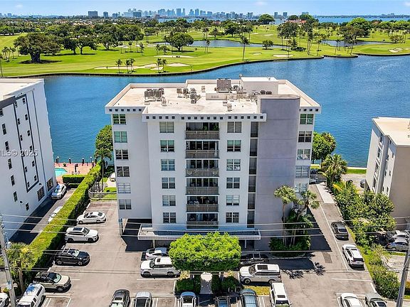 2nd image of 9250 W Bay Harbor Dr APT 5D