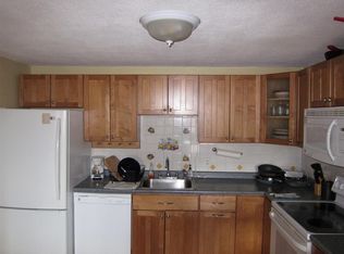 96 Beacon St, Somerville, MA 02143