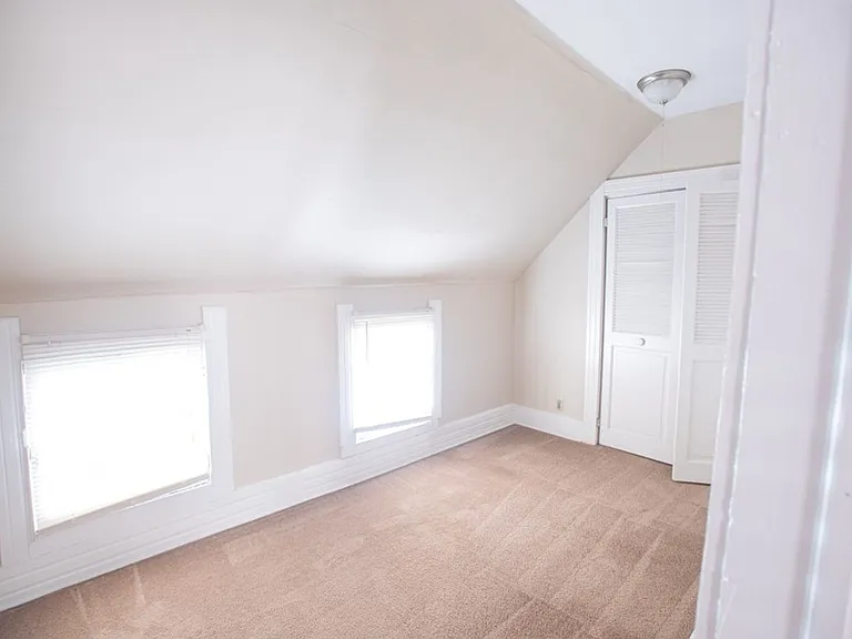 2573 N. Bartlett Ave — Photo 9
